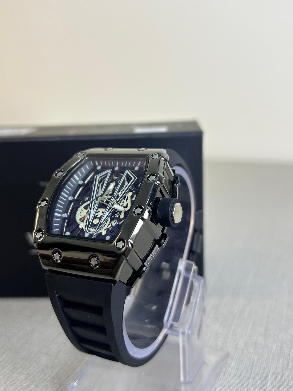 Obsidian X Mechanical Design  Luxury Men's Watch
